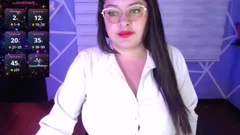 Miia online show from 10.29.25