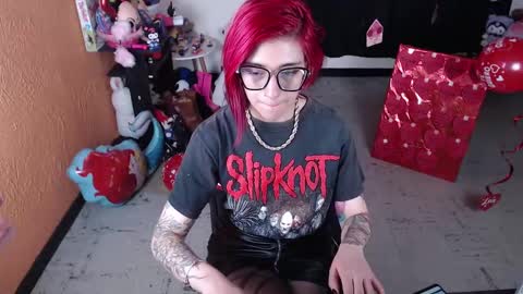 Miss Mia online show from 02.18.25