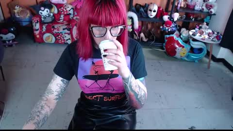 Miss Mia online show from 02.15.26