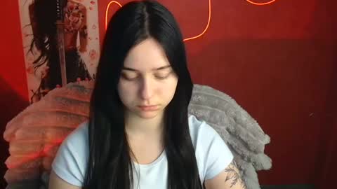 Mia online show from 04.20.26