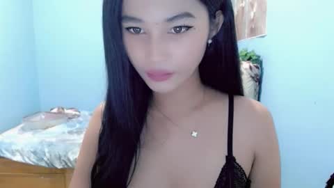 missminervaa online show from 03.15.26