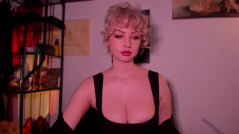   online show from 02.03.25