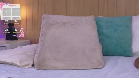 Emma Rivera online show from 12.19.24