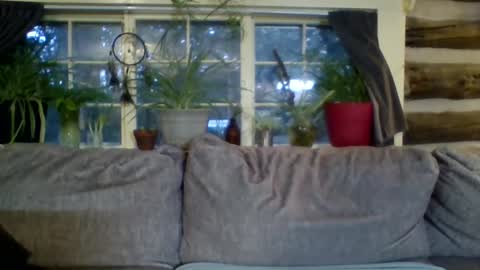 Snapshot of missmoonmagic13 chatting on 10.06.25 Maxxx online show from 10.06.25