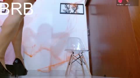 Snapshot of misspandora_ chatting on 01.17.25 Tell me Pandora online show from 01.17.25