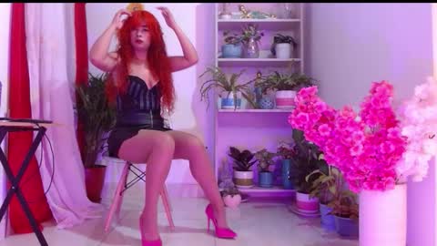 Snapshot of misspandora_ chatting on 09.15.25 Tell me Pandora online show from 09.15.25