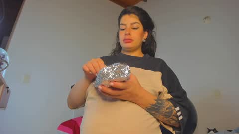 misspaulag online show from 02.06.25