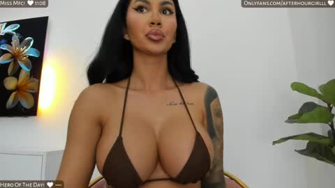 Renata online show from 04.18.26