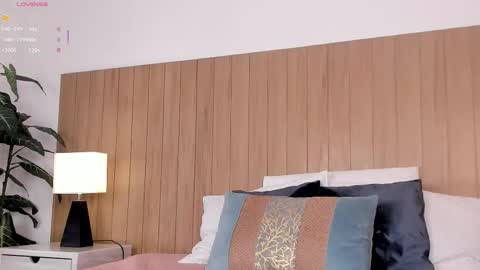 Emma Prada online show from 11.11.25