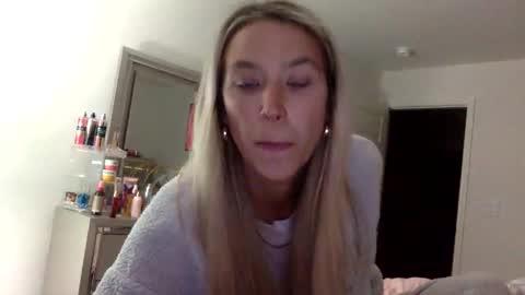 Alyssa online show from 05.04.26