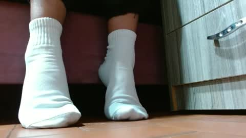 TELL ME MISS online show from 01.30.25