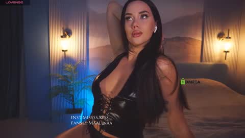 Missss kiss online show from 10.15.25