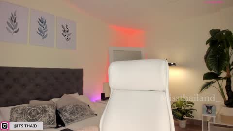 Fernanda Davila online show from 01.26.25