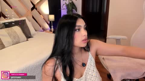 Fernanda Davila online show from 01.08.26