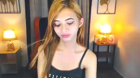 Snapshot of misstressallisonts chatting on 12.23.24 Allisondont forget follow me online show from 12.23.24