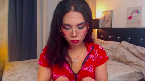 misstrishontop online show from 01.08.25