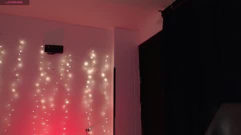 Snapshot of missvenuss chatting on 12.23.24 IG MISSVENUSS1 online show from 12.23.24