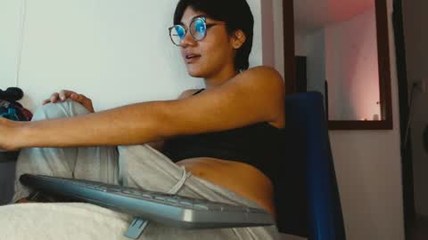 Snapshot of missvenuss chatting on 01.28.25 IG MISSVENUSS1 online show from 01.28.25