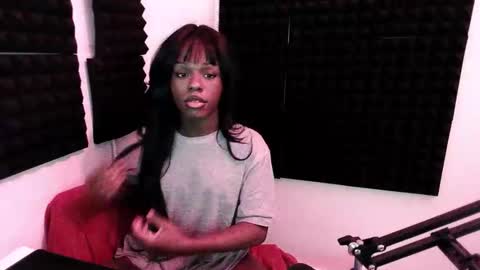 Snapshot of missymixingmiss chatting on 01.06.26 lauren online show from 01.06.26