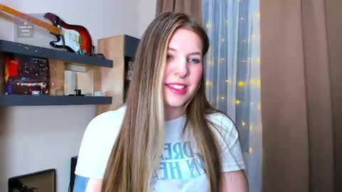 Snapshot of missyourann chatting on 04.20.26 Anya online show from 04.20.26