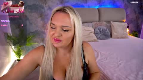 missyymarty online show from 11.15.25