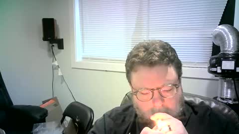 Mr. Happy online show from 01.03.25