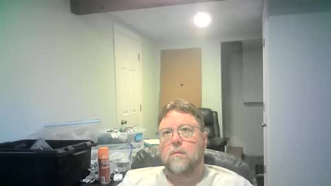 Snapshot of mister_happy567 chatting on 04.04.26 Mr. Happy online show from 04.04.26