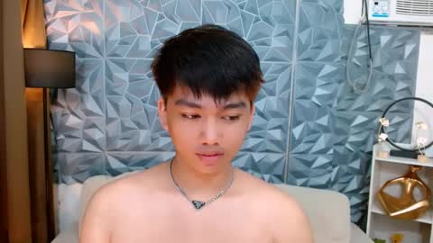 SAINT SACHI  will make your day  online show from 02.20.25