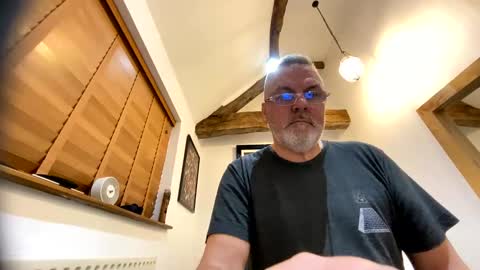 Misterblivs online show from 12.17.24