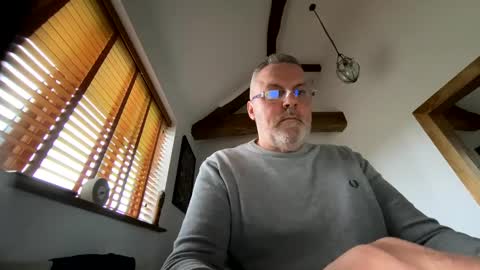 Misterblivs online show from 01.17.25