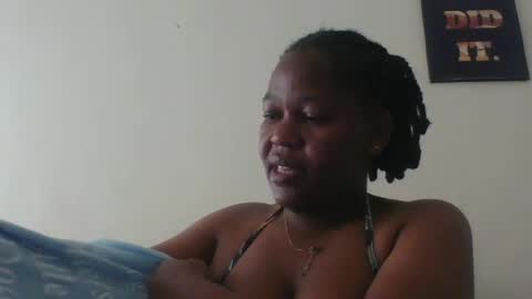 Snapshot of misticmoment chatting on 06.25.26 misticmoment online show from 06.25.26