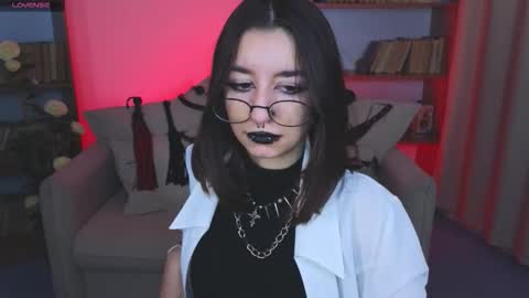 Snapshot of mistress__marcelline chatting on 09.11.25 Marcelline online show from 09.11.25