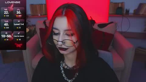 Snapshot of mistress__marcelline chatting on 11.05.25 Marcelline online show from 11.05.25