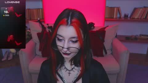 Snapshot of mistress__marcelline chatting on 11.20.25 Marcelline online show from 11.20.25