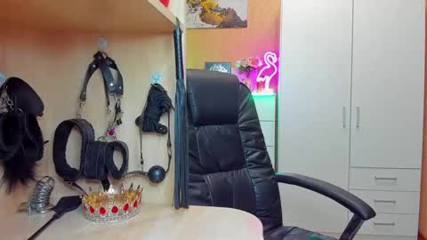 Mistress Kristi online show from 09.26.25