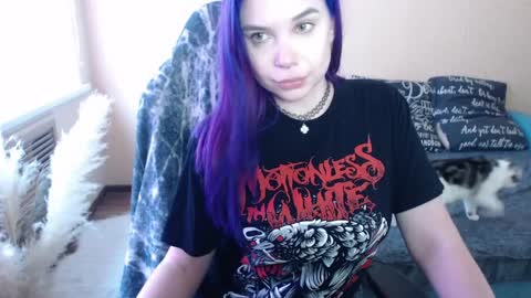 Miss Bailey online show from 04.07.26