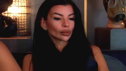 Elenia online show from 07.24.26