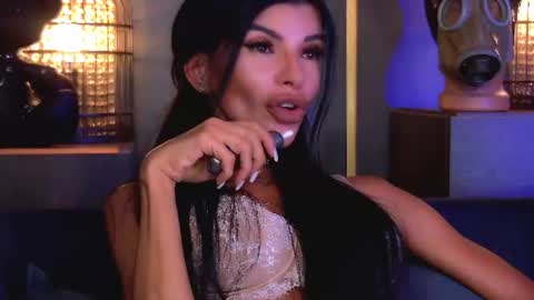 Elenia online show from 07.25.26