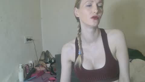 mistressmilly32 online show from 04.17.26