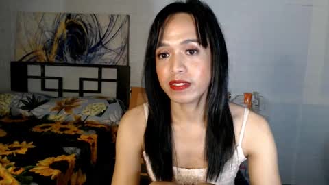 Snapshot of mistressnicoletrans chatting on 12.19.24 SexyCutieNicole online show from 12.19.24