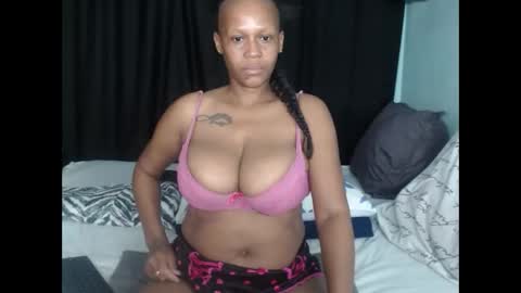 mistressshirleyx online show from 01.28.25