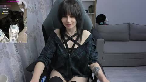 Snapshot of misty_dark chatting on 05.20.26 misty_dark online show from 05.20.26