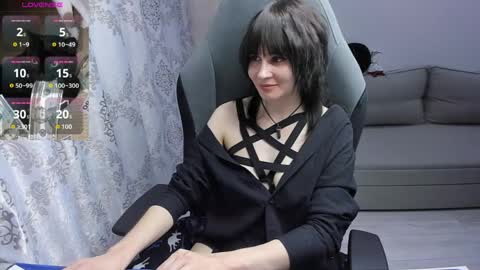 Snapshot of misty_dark chatting on 05.25.26 misty_dark online show from 05.25.26