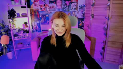 Snapshot of mistybarnes chatting on 12.09.24 MistyBarnes NONUDE MODEL online show from 12.09.24