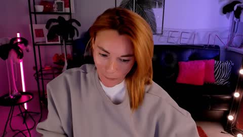 Snapshot of mistybarnes chatting on 01.23.25 MistyBarnes NONUDE MODEL online show from 01.23.25