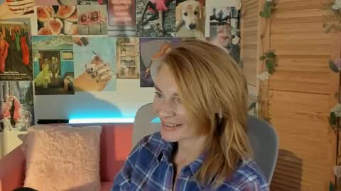 Snapshot of mistybarnes chatting on 03.02.25 MistyBarnes NONUDE MODEL online show from 03.02.25