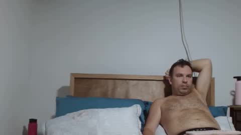 Snapshot of misumi_and_jason chatting on 03.10.25 MisumiJason online show from 03.10.25