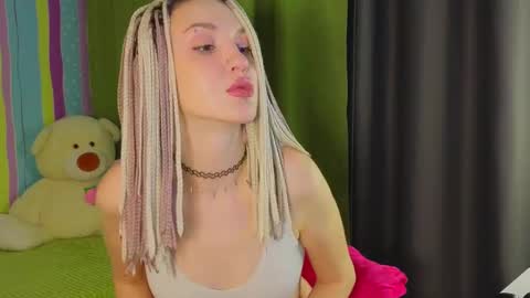 Snapshot of mitch911 chatting on 02.10.25 alice online show from 02.10.25