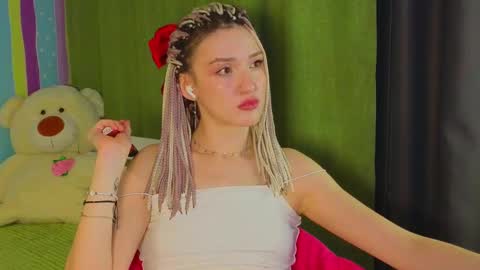 Snapshot of mitch911 chatting on 02.11.25 alice online show from 02.11.25