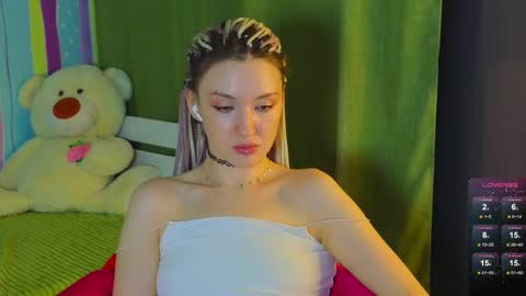 Snapshot of mitch911 chatting on 02.19.25 alice online show from 02.19.25